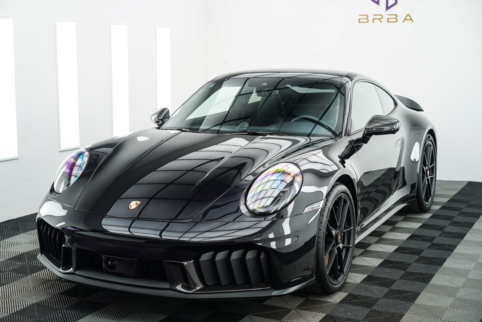 e561c7d1-8668-4c29-8259-66fe7ad6f82f